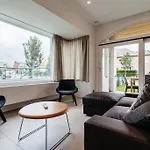 빌라 Cosy Apostroff 코크시데